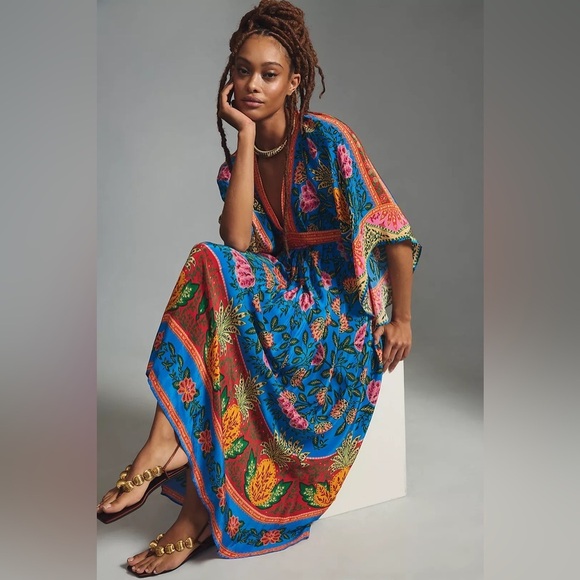 FARM Rio Dresses & Skirts - Farm Rio Blue Pineapple Garden Kaftan Maxi Dress Size XXS NWT